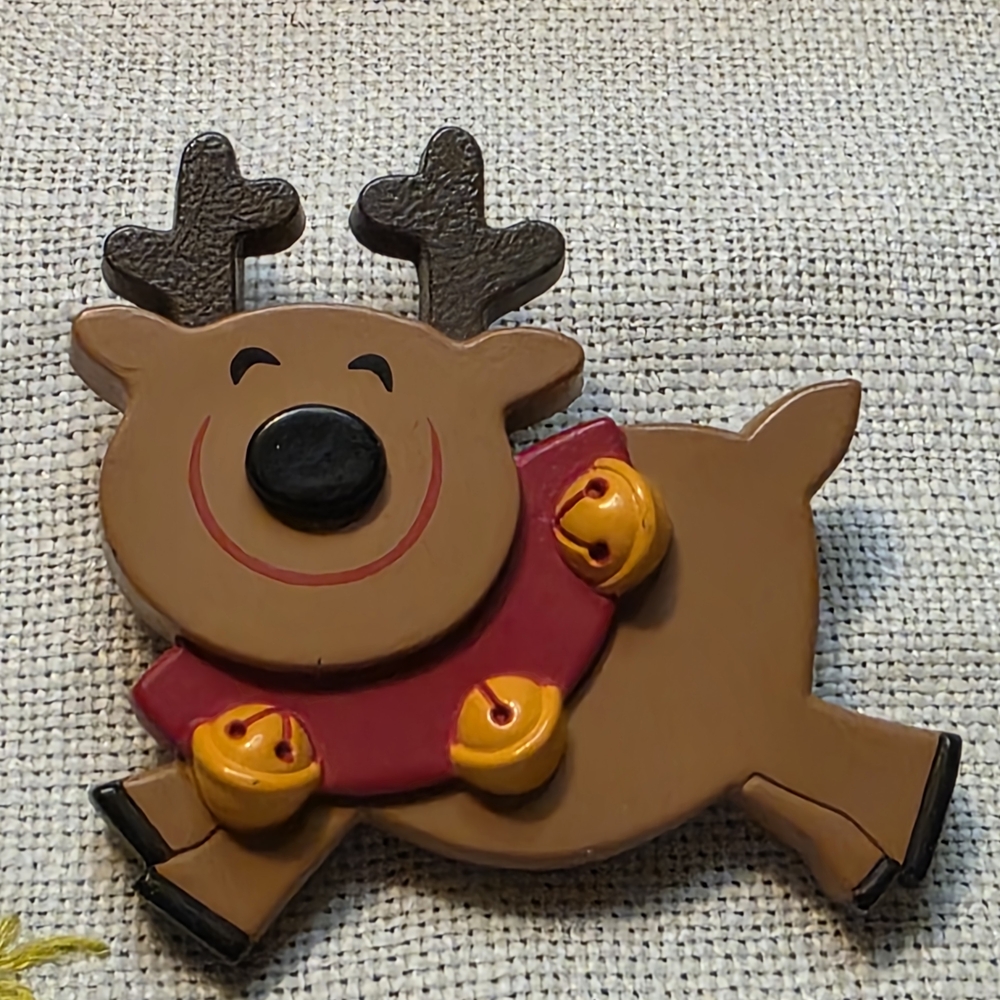 Vintage 1990's Hallmark Reindeer Pin